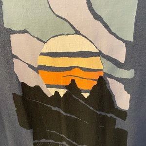 Patagonia medium sunrise long sleeve shirt